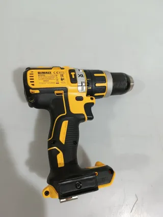 Taladro Combi Dewalt P4Y2010