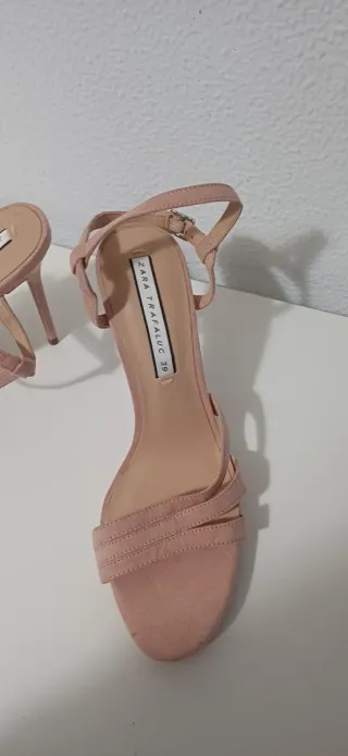 Zapatos de tacón Zara rosa