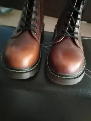 Botas militares marrones