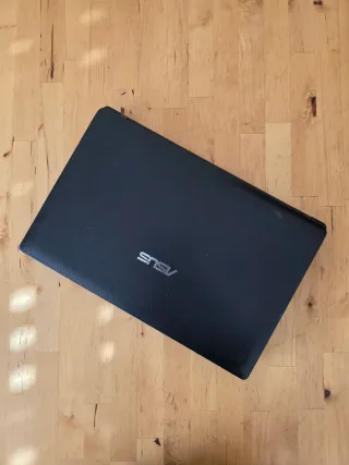 Asus i5 15"-8GB RAM-500GB HDD-WINDOWS 11