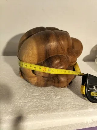 Buddha piangente in legno