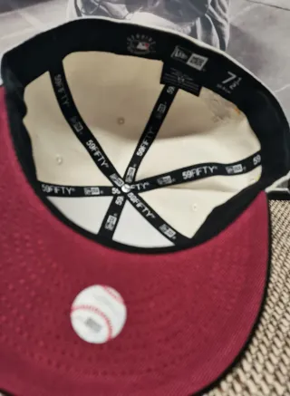 Gorra New Era 59Fifty Blanca y Negra Talla 7.1/2