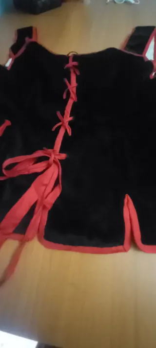 Corpiño/Chaleco Traje Típico Negro/Rojo