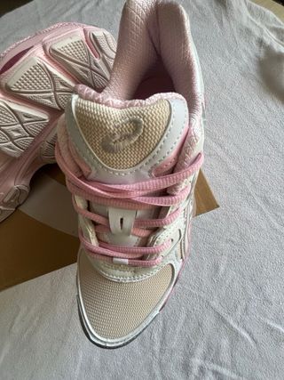 Asics Gel Kanayo 14 Rosa y Blanco