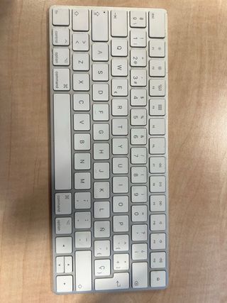Teclado Apple Magic Keyboard Plata/Blanco