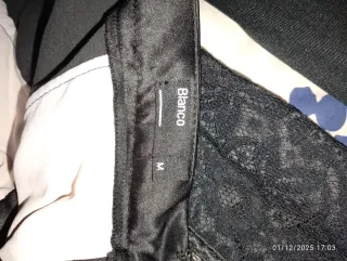 Vestido de fiesta negro con encaje