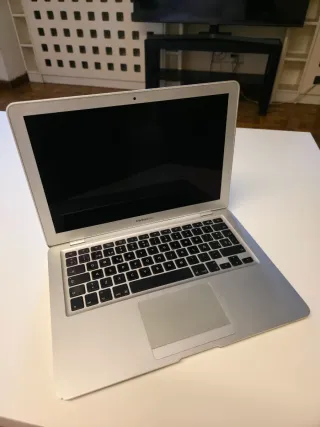Apple MacBook Air