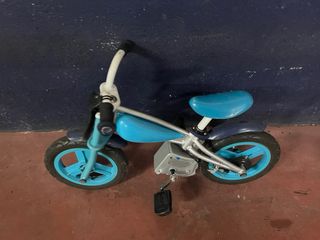 Bicicleta infantil azul