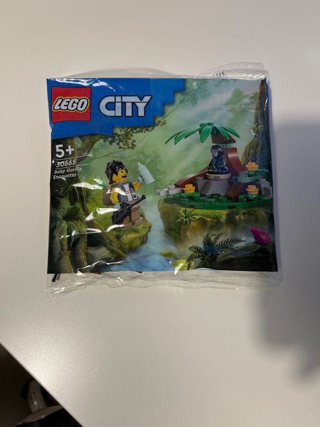 Incontro con il Gorilla Bambino LEGO City 30665