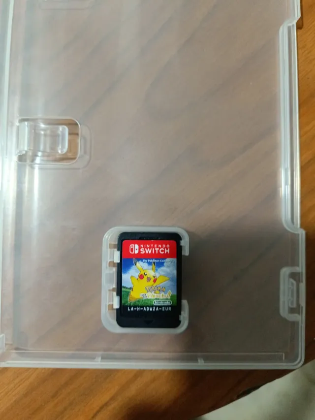 Juego Nintendo Switch Let's Go Pikachu