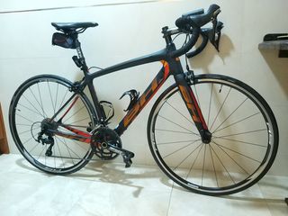 BH Quartz SH 105 22V Bicicleta Carretera