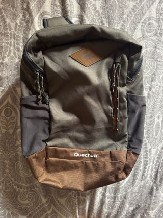 Bolso Deporte Adidas y Mochila Quechua