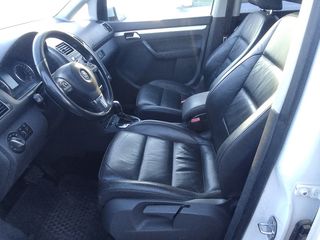 Volkswagen Touran 2.0 TDI DSG 140 CV