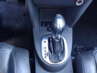 Volkswagen Touran 2.0 TDI DSG 140 CV