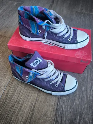 Convers Mustang Talla 38.5