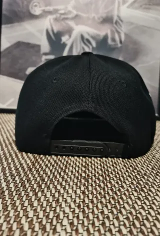 Gorra New Era 9Forty Negra y Roja Talla única