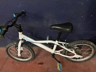 Bicicleta infantil Btwin blanca
