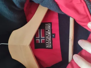 Chaqueta Napapijri Roja Talla 6 Años
