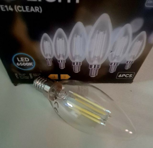 Caja 6 Bombillas LED Vela E14