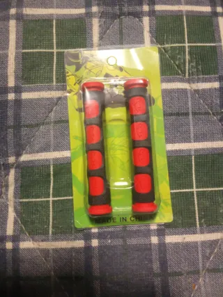 2 Empuñaduras Moto/Bici Rojas y Negras