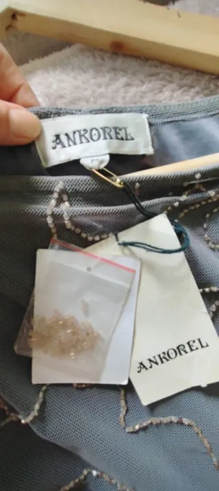 Vestido Ankorel gris talla M con etiqueta