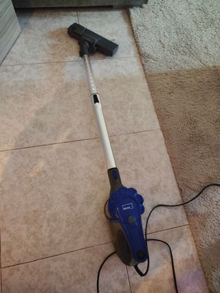 Aspiradora de cable
