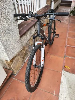 Bicicleta MTB Rockrider ST120
