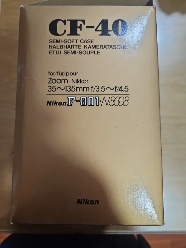 Funda original de Nikon para las cámaras F-801