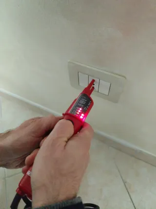 Duspol BENNING 050261 Tester Tensione