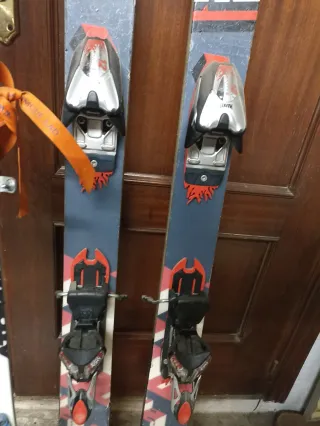 Esquís K2 y Atomic Tour Guide y Mono