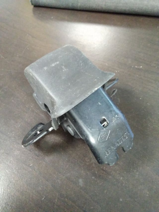 Cierre Maletero Portón Renault Kangoo