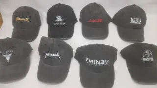 Cappellini gruppi musicali: Bon Jovi, Nirvana...