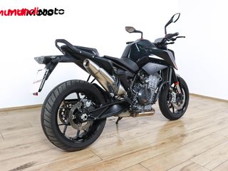 KTM 890 DUKE