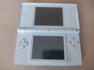 Nintendo DS Lite Blanca con Cargador
