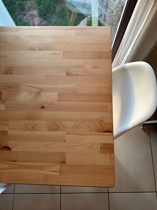 Tavolo da pranzo in legno e bianco per 4-6 persone