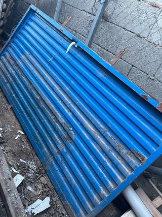 Puerta de hierro azul 90 x210