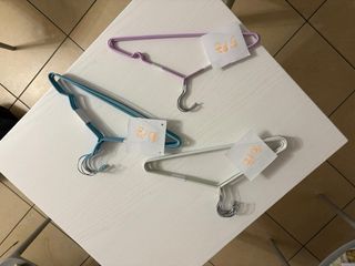 Grucce appendiabiti in plastica miste