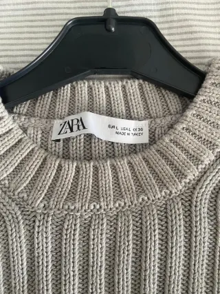 Jersey Zara Gris Deshilachado Talla Única