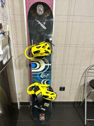 Tabla Snowboard Salomon con Fijaciones Burton