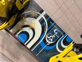 Tabla Snowboard Salomon con Fijaciones Burton