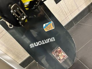 Tabla Snowboard Salomon con Fijaciones Burton