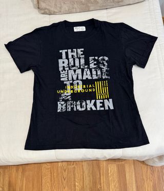 Camiseta Negra The Rules