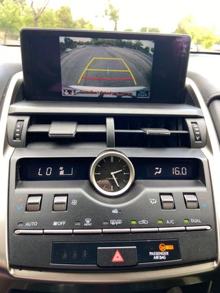 Lexus NX 2019 2.5 300h Business