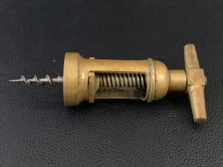 Vintage cavatappi a campana in ottone anni '50