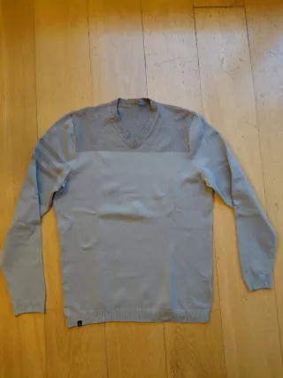 Jersey Adidas V-Neck Gris Talla M