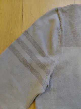 Jersey Adidas V-Neck Gris Talla M