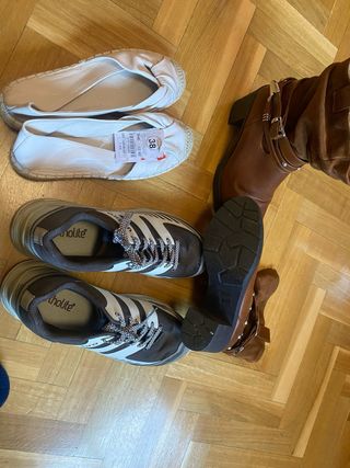 Lote de zapatos marrones y blancos talla 38