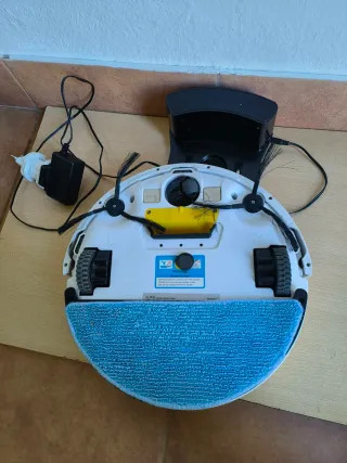 Aspirador iLife V5 con base de carga