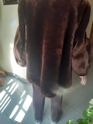 Chaquetón moutón con tira de visón marrón talla ún