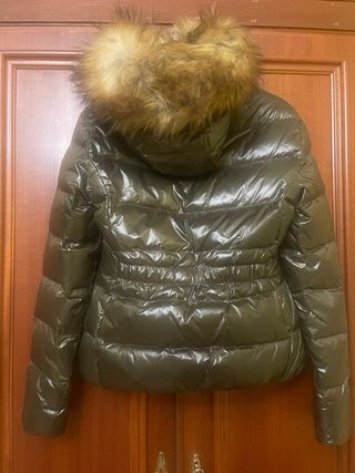 Plumas Zara Verde Militar con Capucha